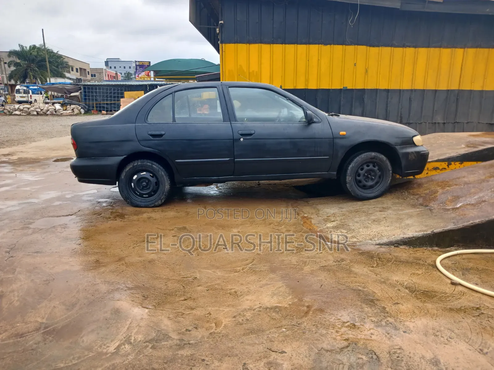 Nissan Almera 2000 Black