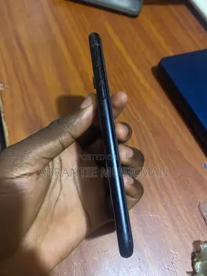 Apple iPhone XR 128 GB Black