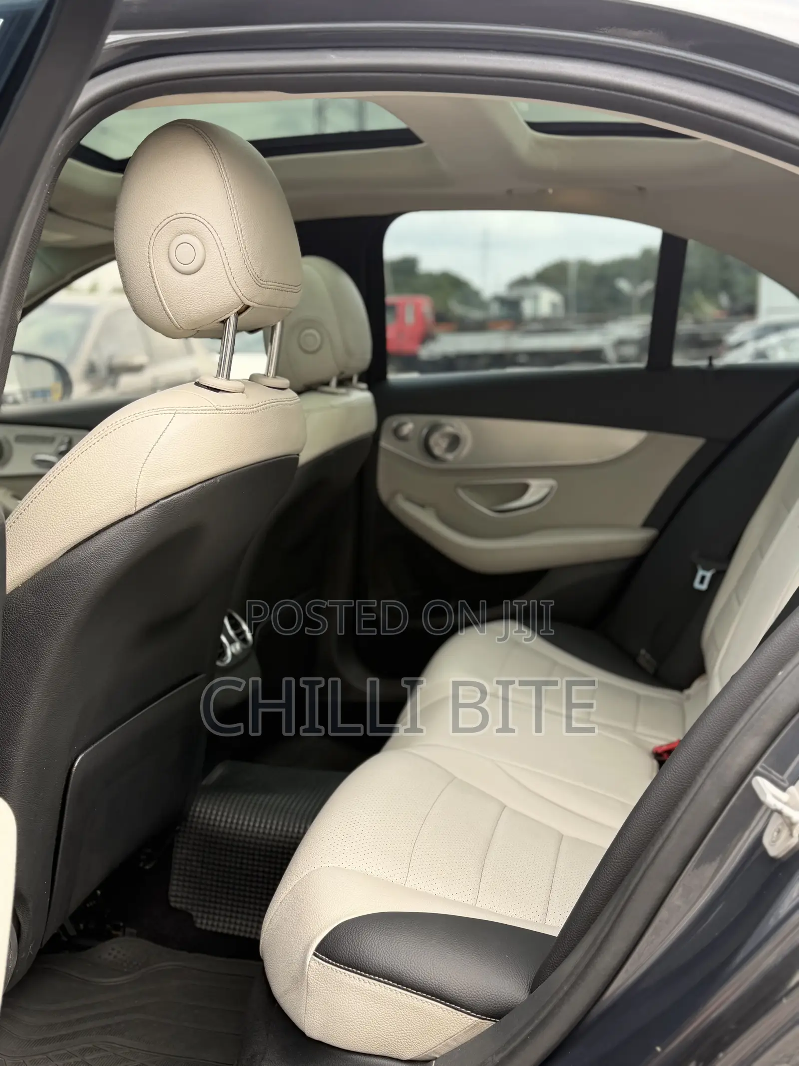 Mercedes-Benz C300 Luxury 4Matic Sedan AWD (2.0L 4cyl 7A) 2016 Gray
