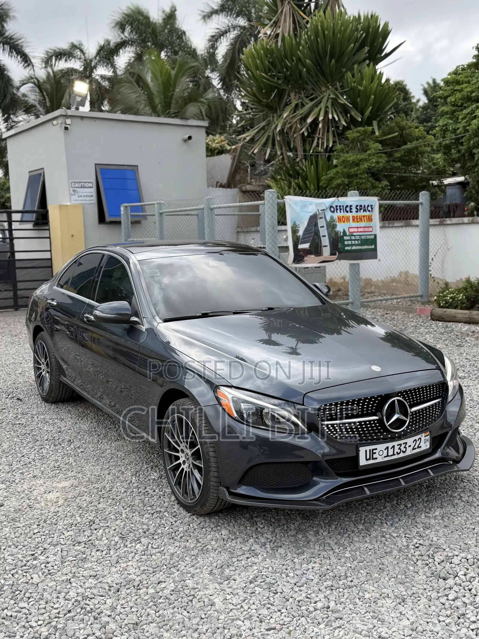 Mercedes-Benz C300 Luxury 4Matic Sedan AWD (2.0L 4cyl 7A) 2016 Gray