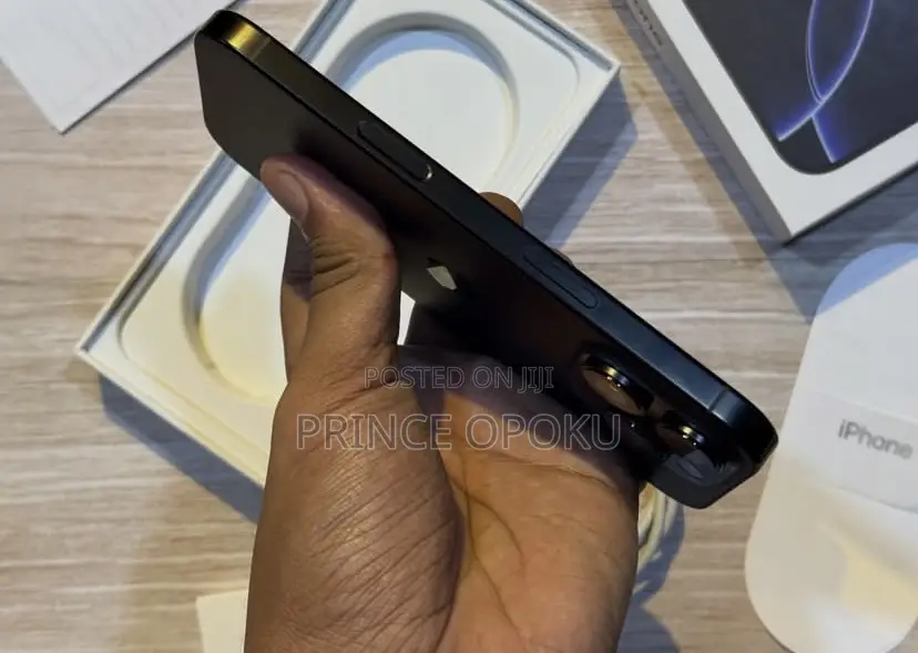 Apple iPhone 16 Pro 512 GB Black
