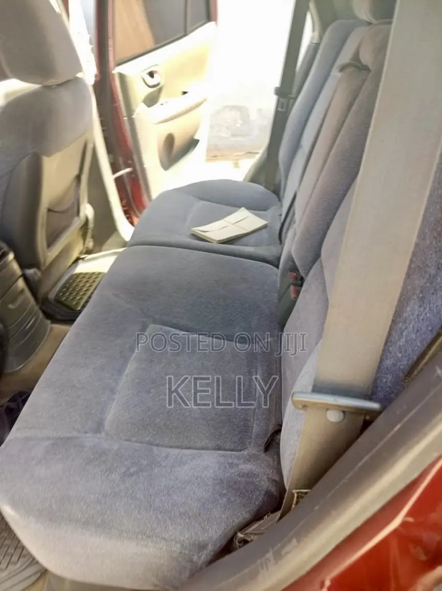 Hyundai Santa Fe 2012 Red