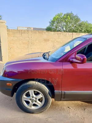 Hyundai Santa Fe 2012 Red