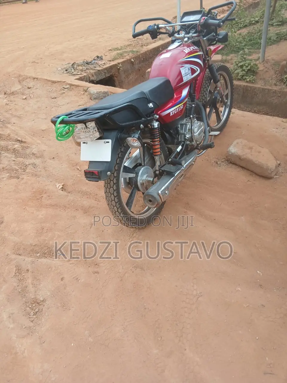 Royal Motorcycle 2026 Red