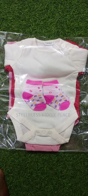 3pcs Baby Bodysuits Dress
