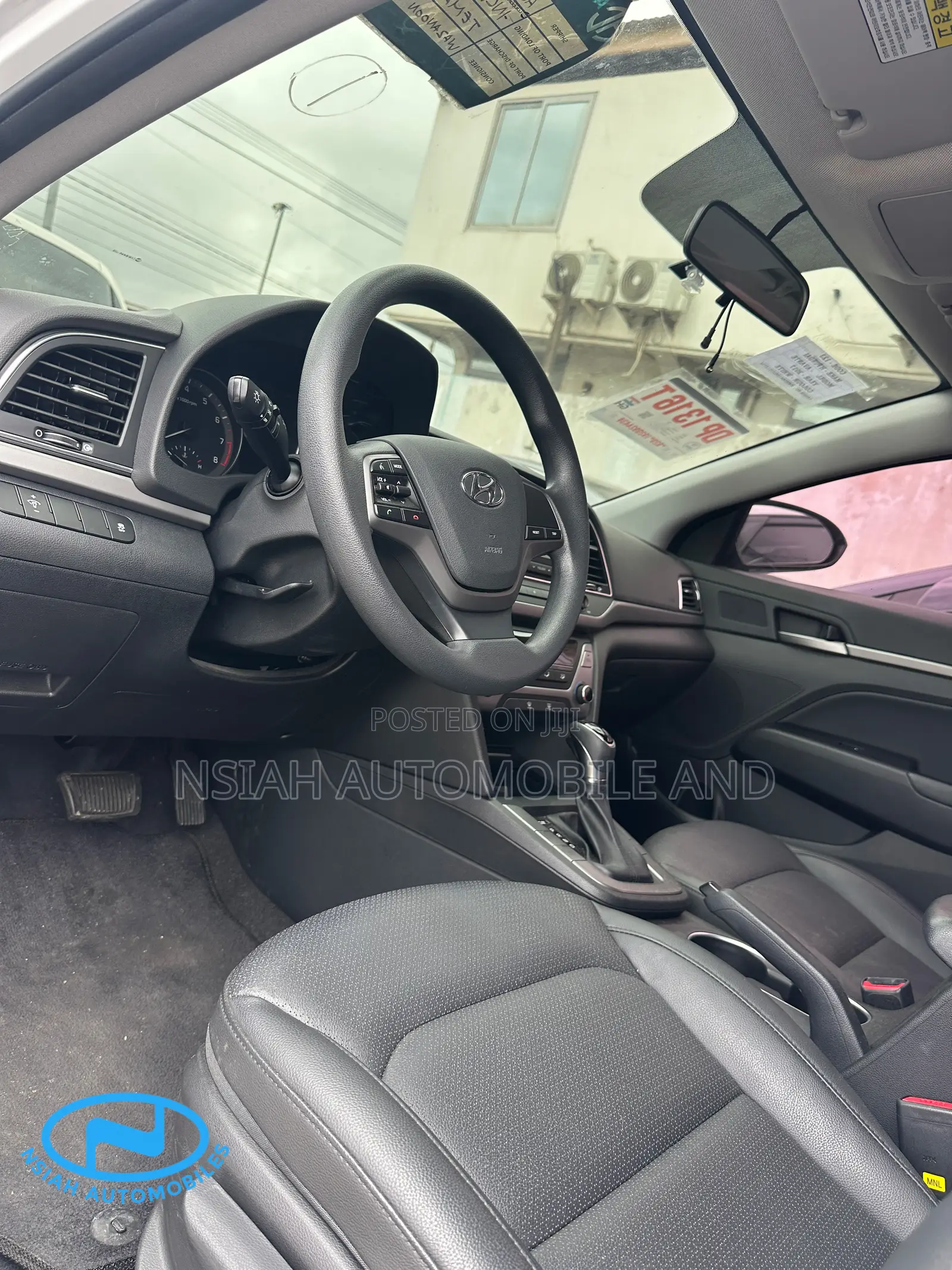 Hyundai Avante 2018 White