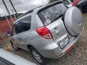 Toyota RAV4 2008 Silver