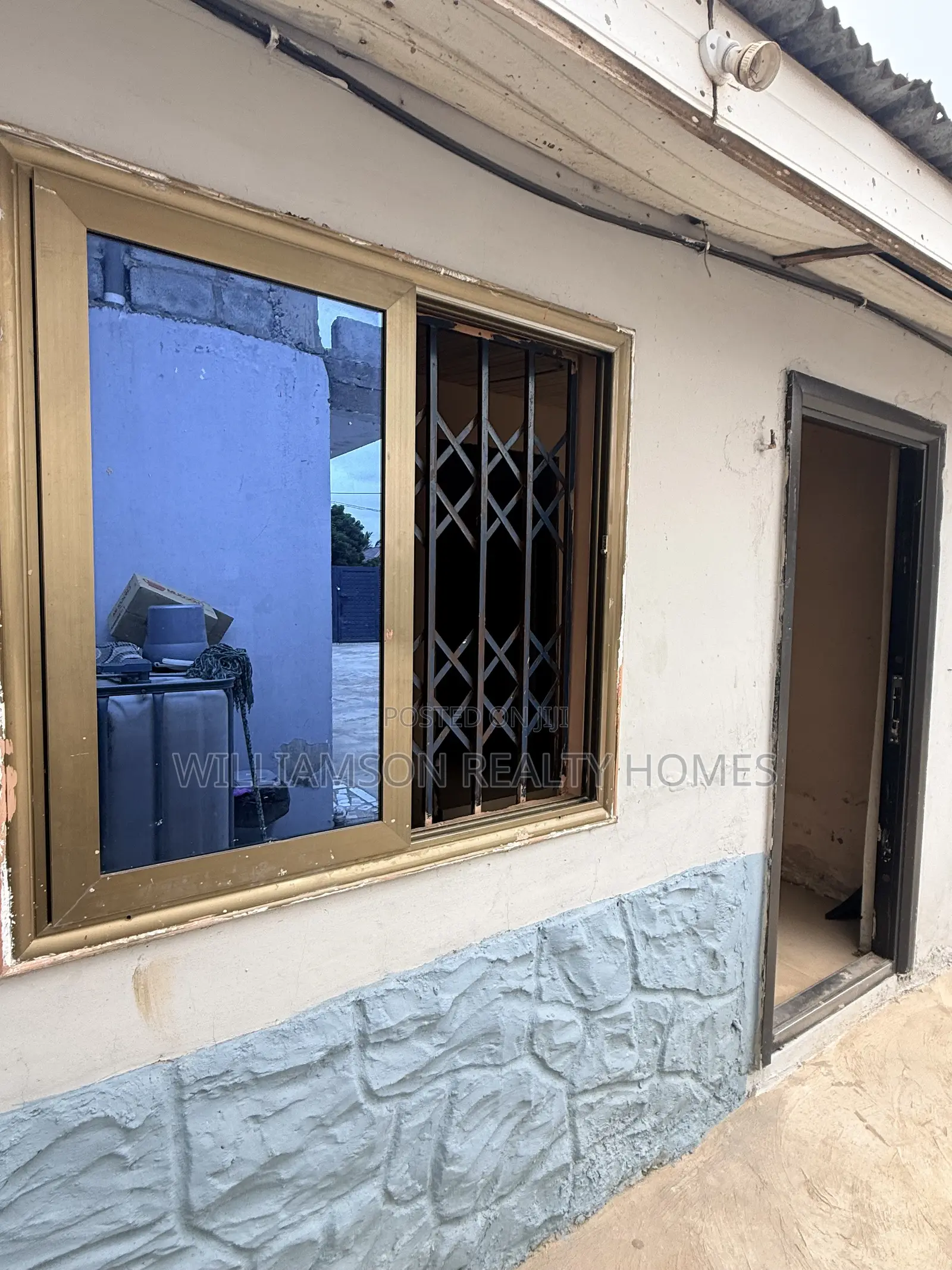 1bdrm Apartment in Hfc Estate Area, Spintex for rent