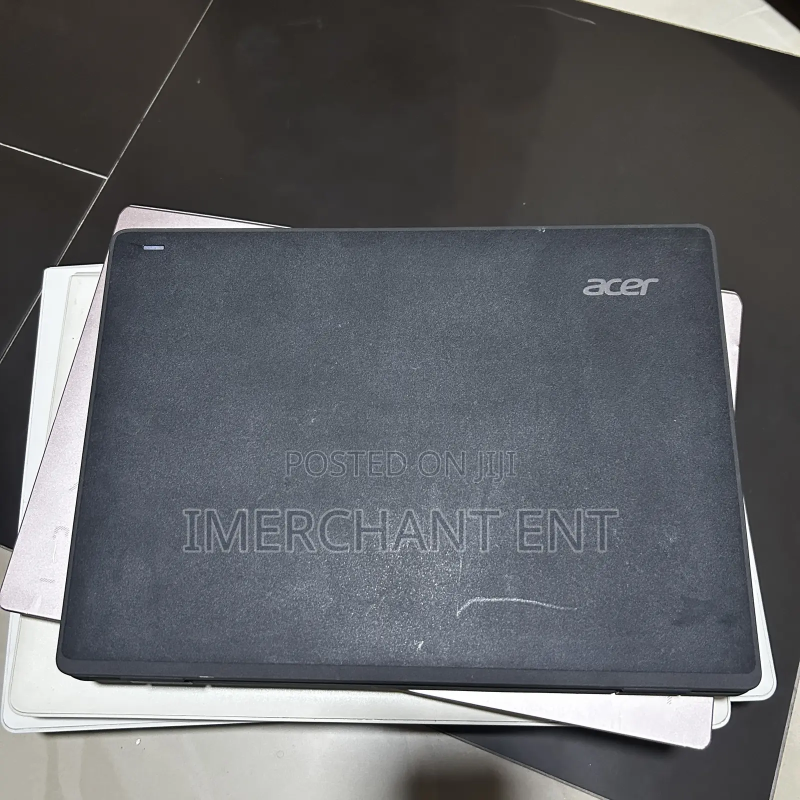 Laptop Acer TravelMate B3 4GB Intel Celeron SSD 60GB