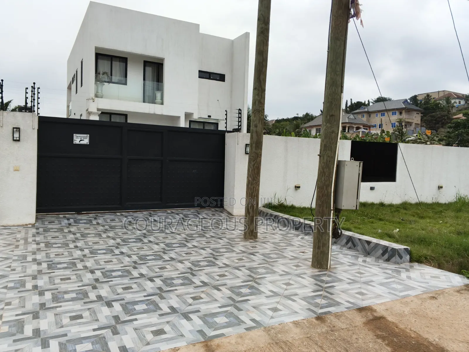 3bdrm House in Domebra, Pokuase for sale