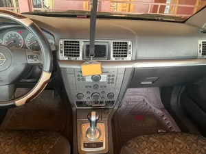 Opel Vectra 2008 Gray