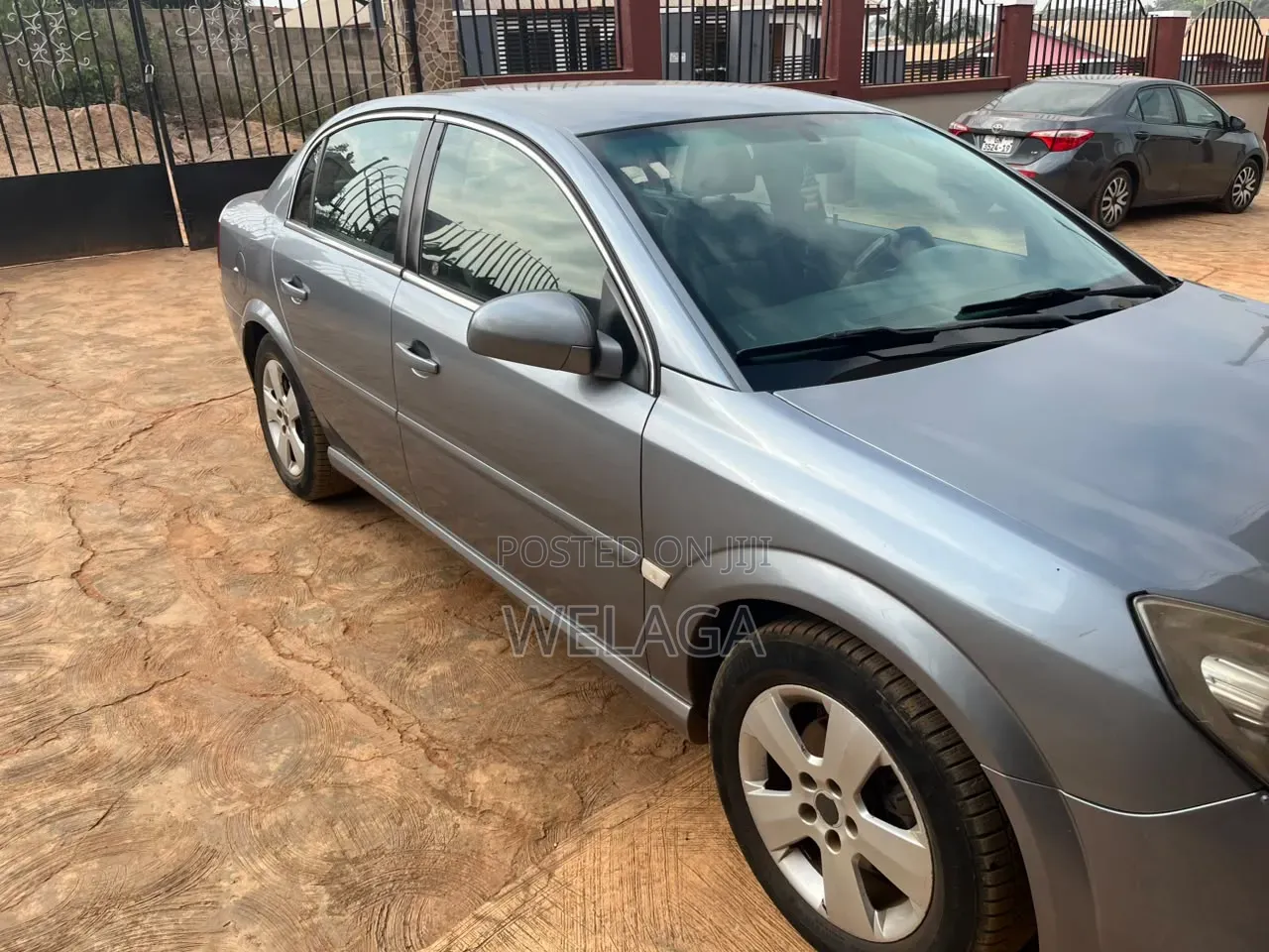 Opel Vectra 2008 Gray