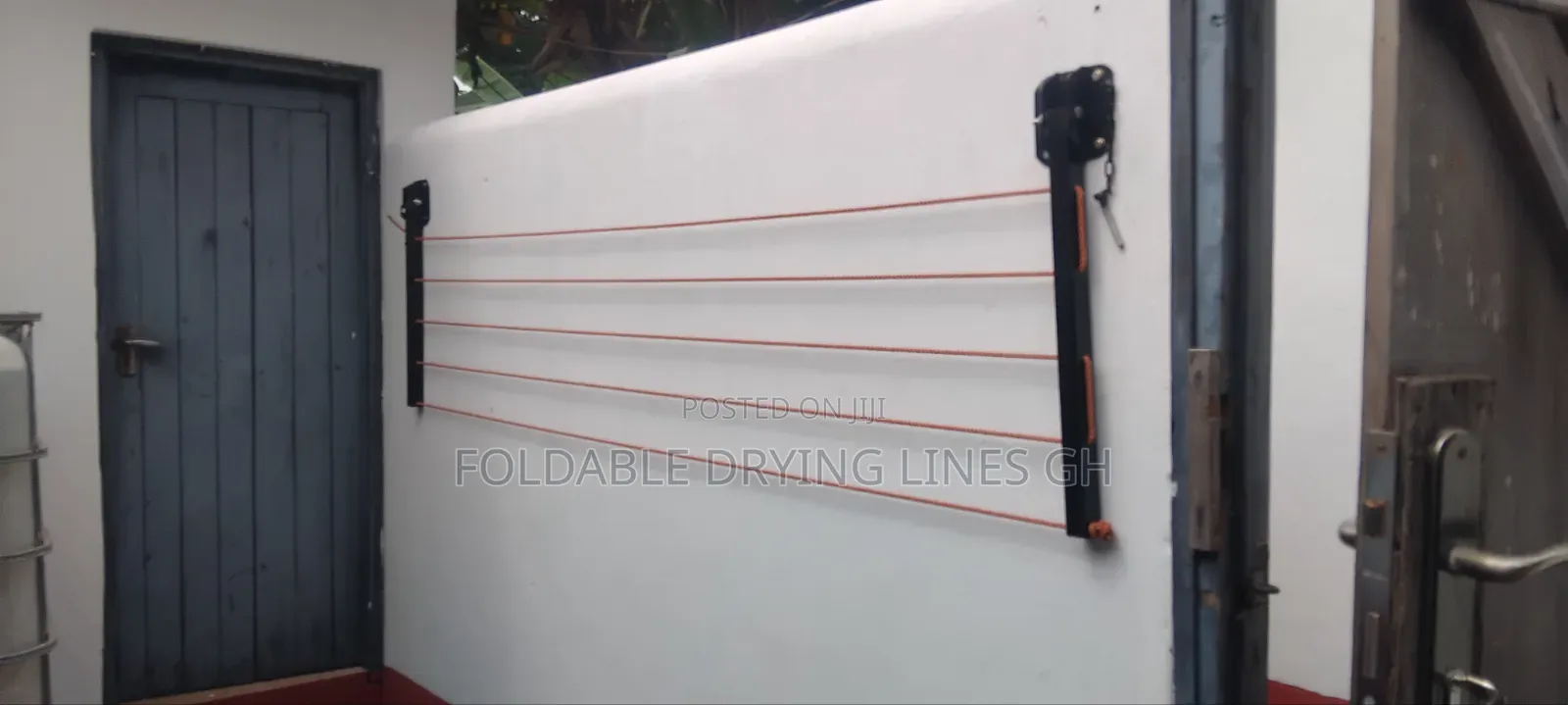 Downwards Foldable Drying Line