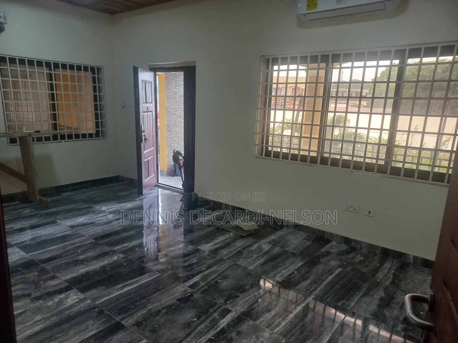 2bdrm Apartment in La Wireless for rent