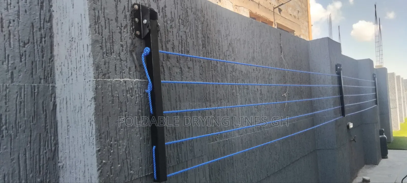Downwards Foldable Drying Line