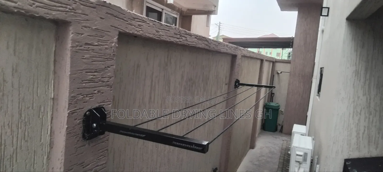 Downwards Foldable Drying Line