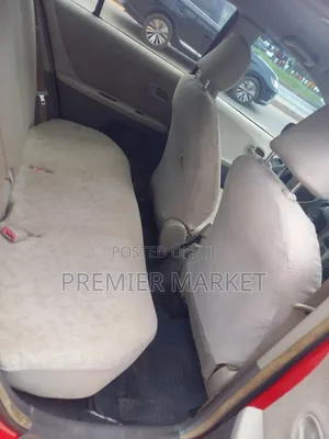 Toyota Vitz 1.3 AWD 5dr 2010 Red