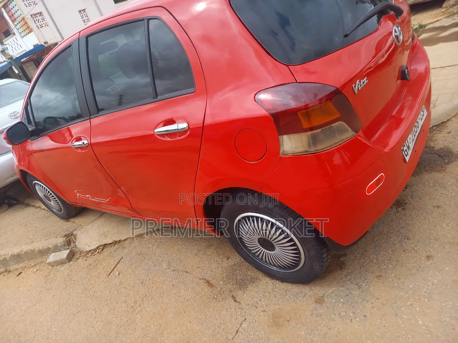 Toyota Vitz 1.3 AWD 5dr 2010 Red