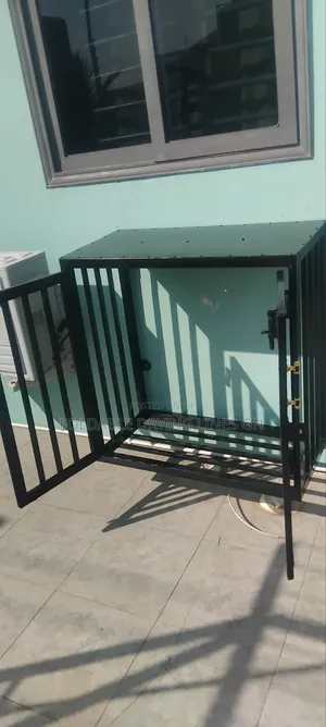 Double Gas Cylinder Cage