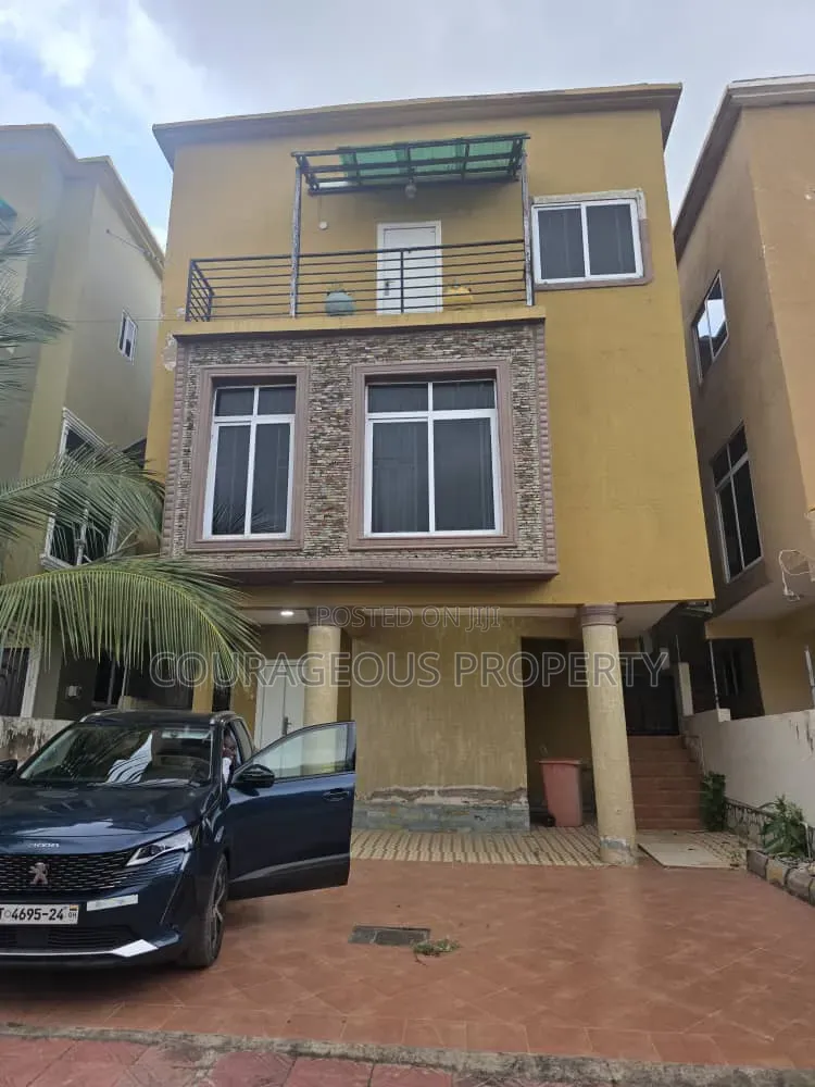4bdrm House in Kust Area, Kwabenya for rent