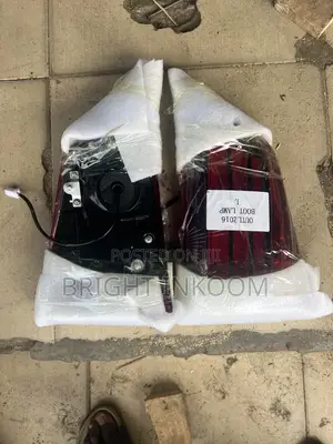 Mitsubishi Outlander 2017 2018 2019 Tail Light