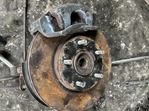 Hyundai Tucson 2012 iX35 Front Hub Complete