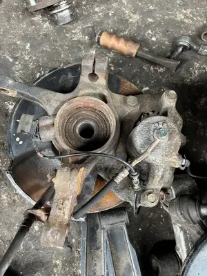 Hyundai Tucson 2012 iX35 Front Hub Complete