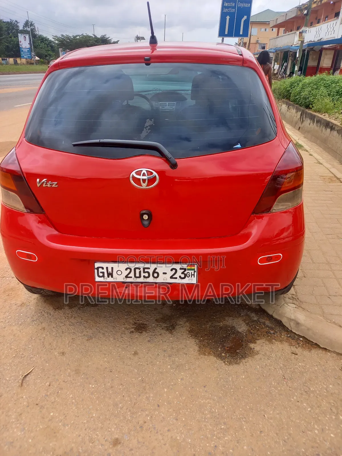 Toyota Vitz 1.3 AWD 5dr 2010 Red