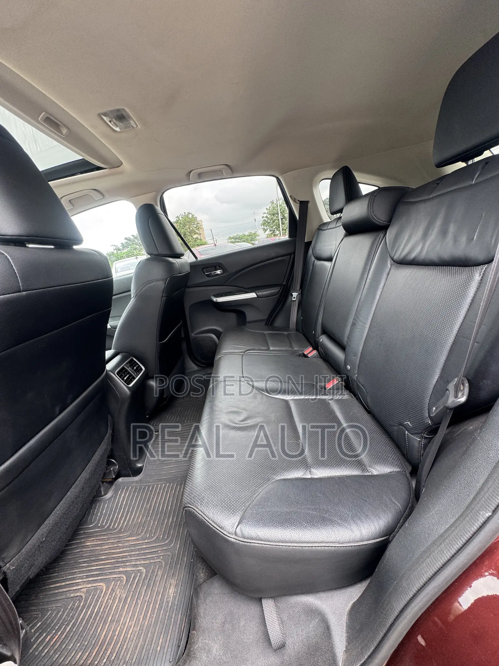 Honda CR-V Touring 4dr SUV AWD (2.4L 4cyl CVT) 2016 Red