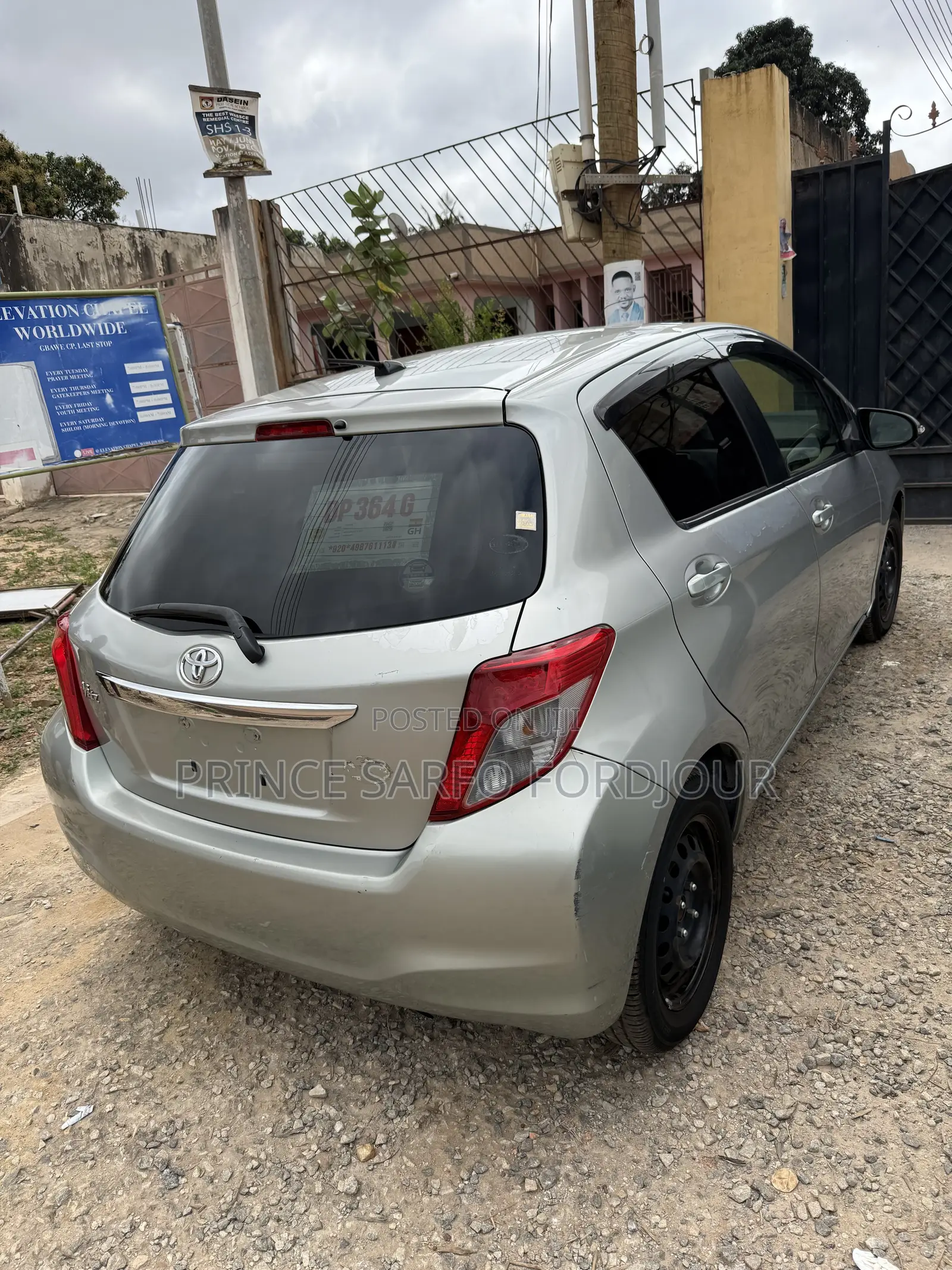 Toyota Vitz 2012 Gray