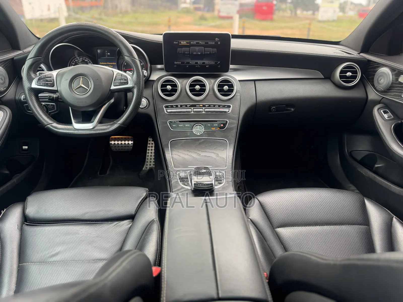 Mercedes-Benz C300 Sport 4Matic Sedan AWD (2.0L 4cyl 7A) 2017 Gray