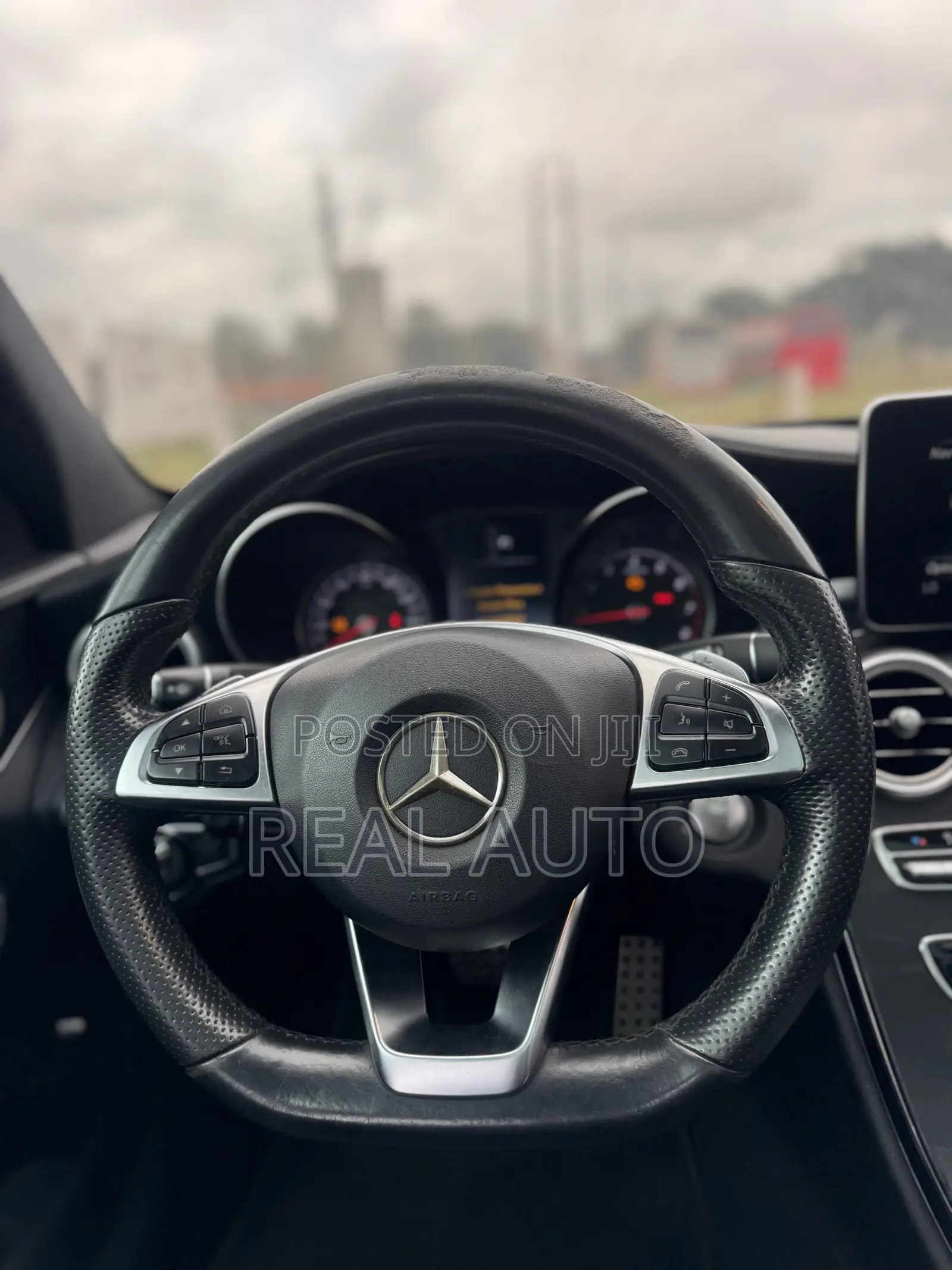 Mercedes-Benz C300 Sport 4Matic Sedan AWD (2.0L 4cyl 7A) 2017 Gray