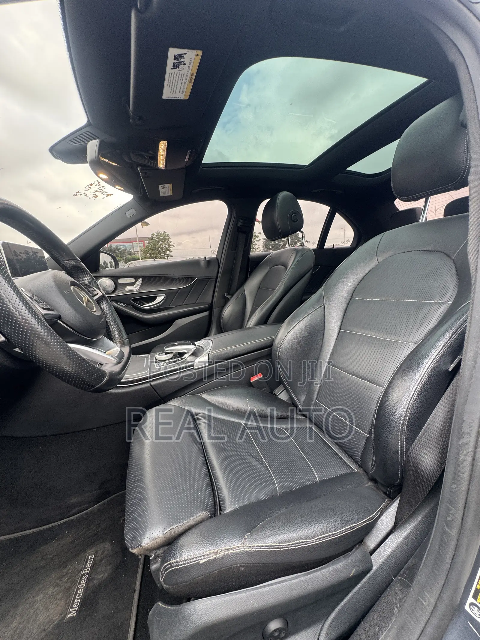Mercedes-Benz C300 Sport 4Matic Sedan AWD (2.0L 4cyl 7A) 2017 Gray