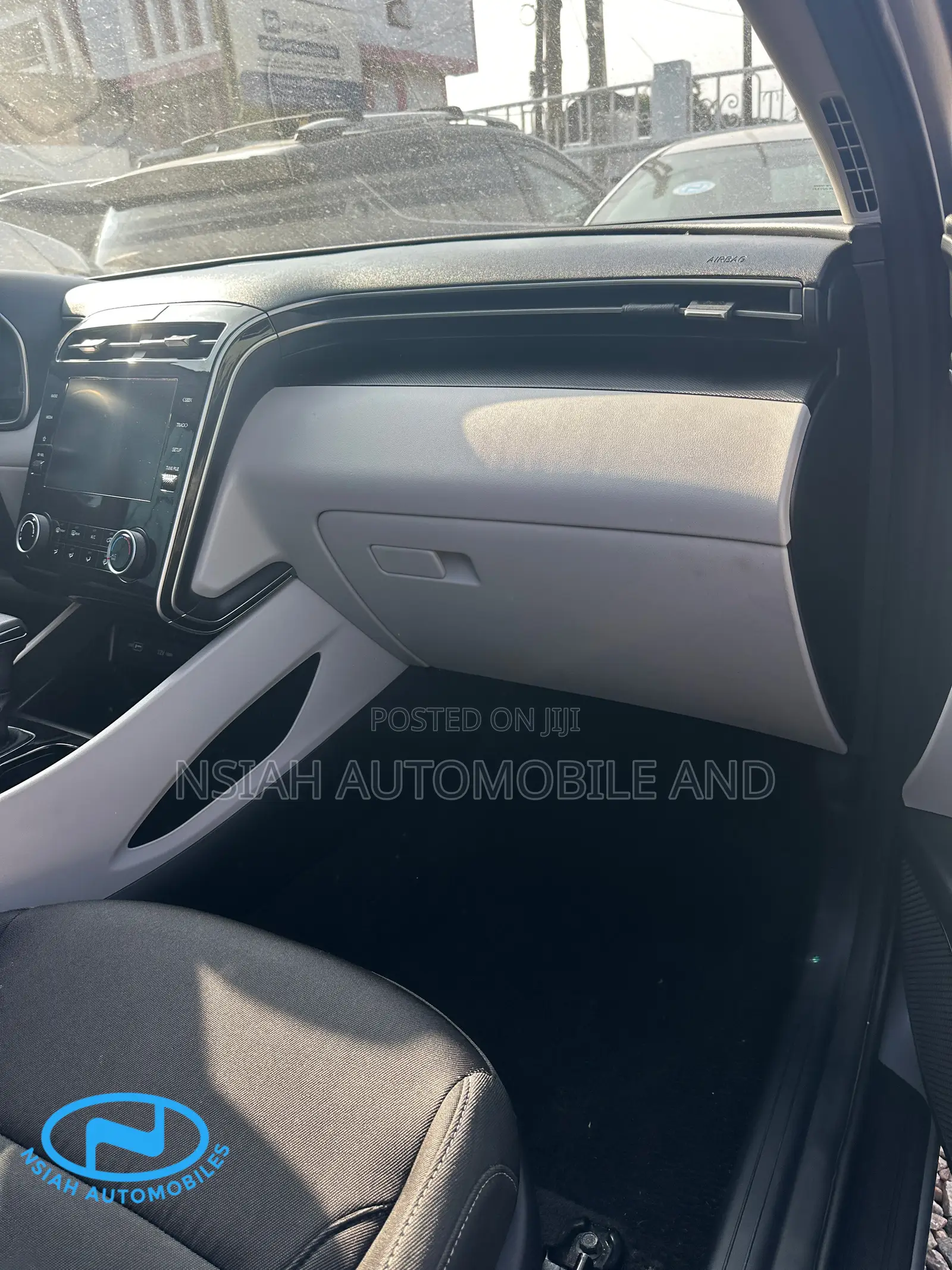Hyundai Tucson 2022 Silver