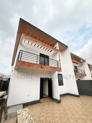 3bdrm House in Oyarifa, Ghana Flag for sale