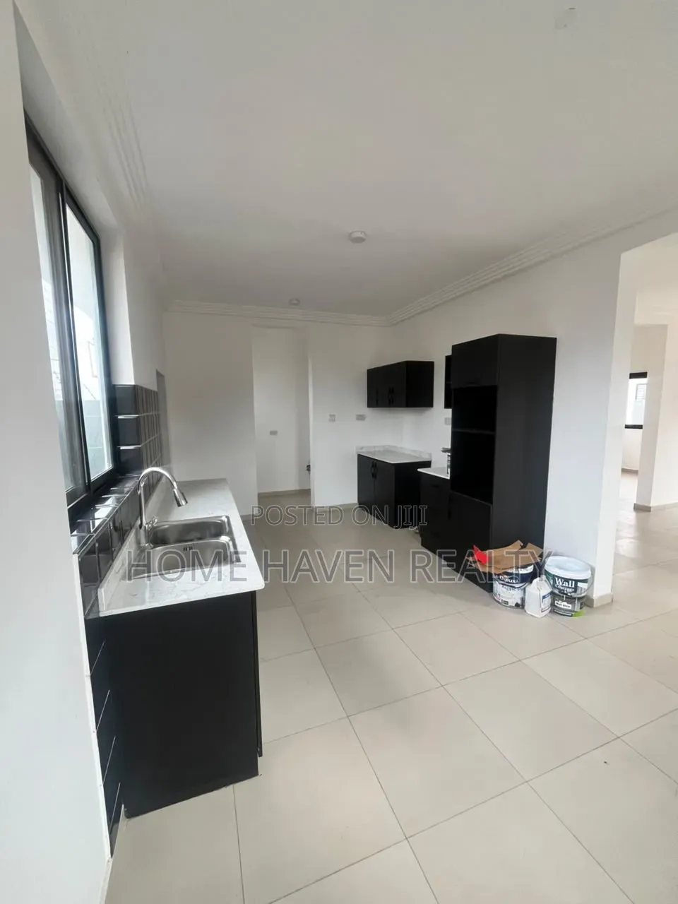 3bdrm House in Oyarifa, Ghana Flag for sale