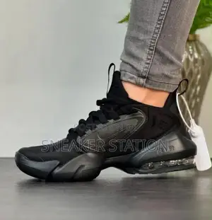Nike Air Max Alpha Savage