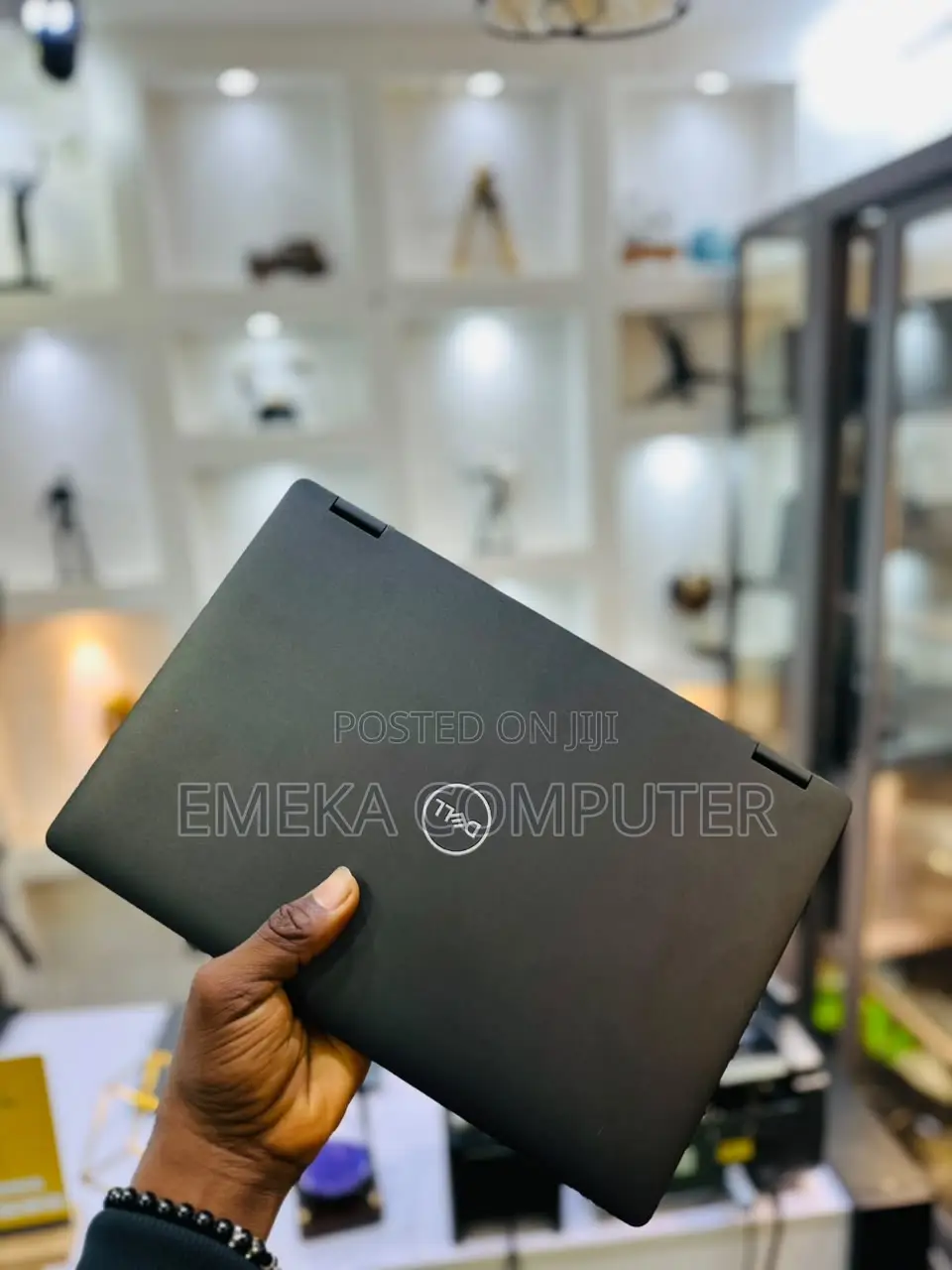 Laptop Dell Latitude 5300 2-in-1 8GB Intel Core i5 SSD 256GB