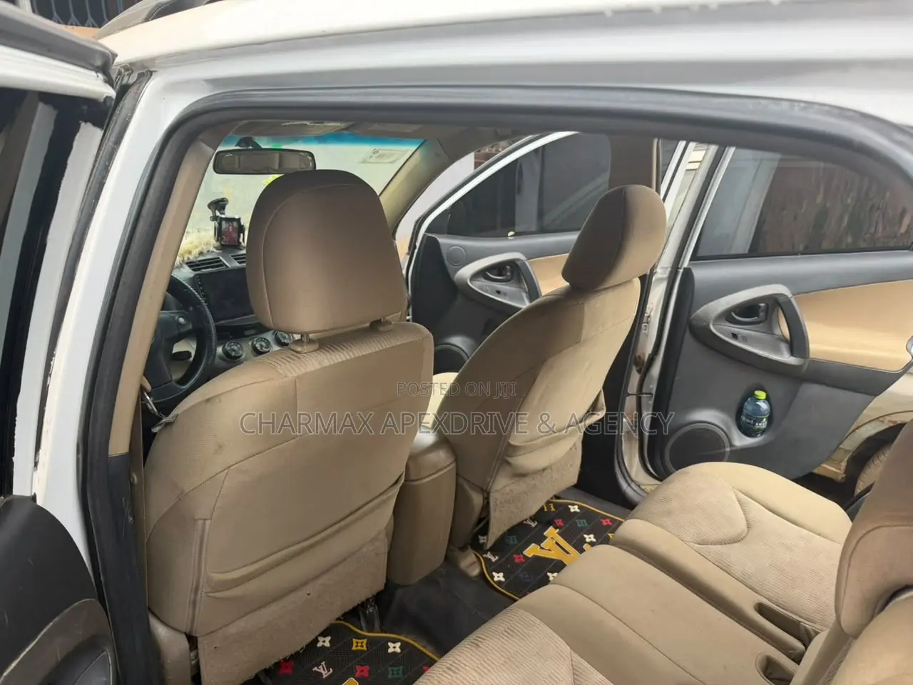 Toyota RAV4 3.5 2012 White