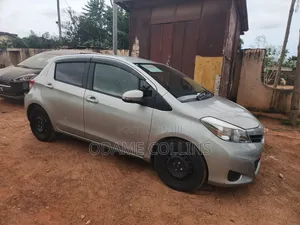 Toyota Vitz 2012 Gray
