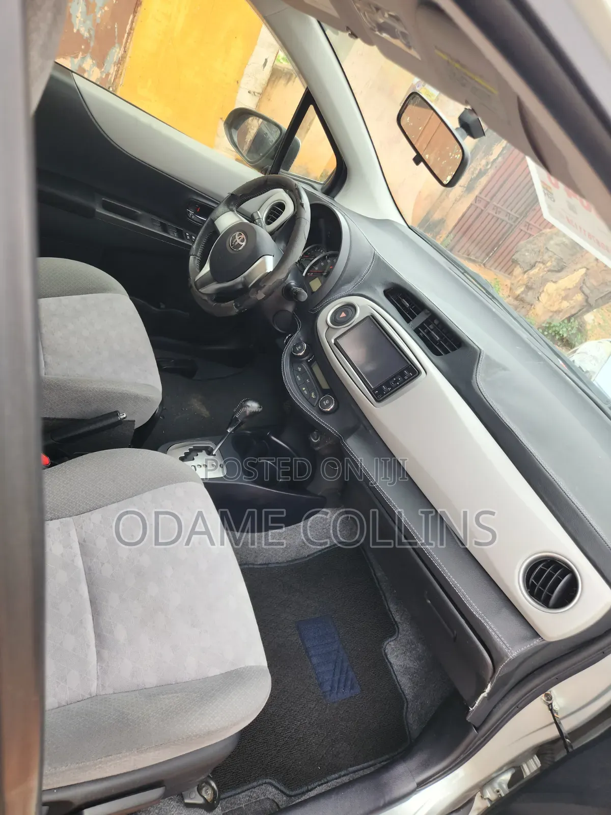 Toyota Vitz 2012 Gray