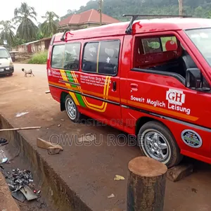 Hyundai H-100 2004 Red