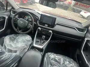 Toyota RAV4 2021