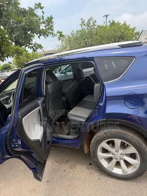 Toyota RAV4 Limited 4dr SUV AWD (2.5L 4cyl 6A) 2015 Blue
