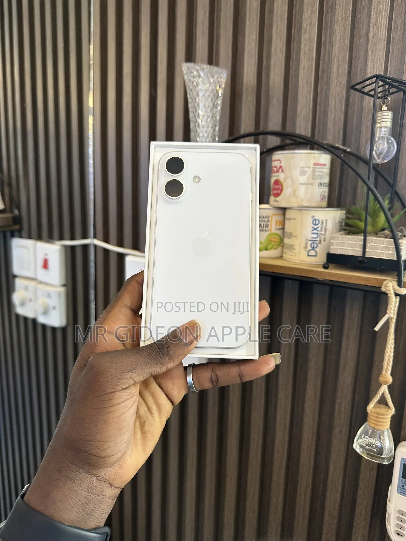 Apple iPhone 16 128 GB White