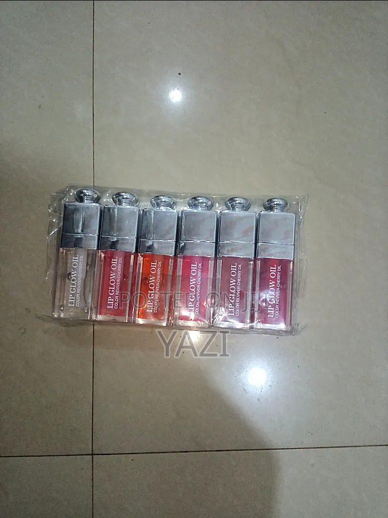 Lip Gloss Lipstick