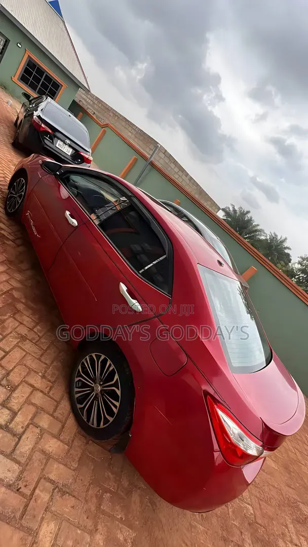 Toyota Corolla LE Eco Plus 4dr Sedan (1.8L 4cyl CVT) 2015 Red