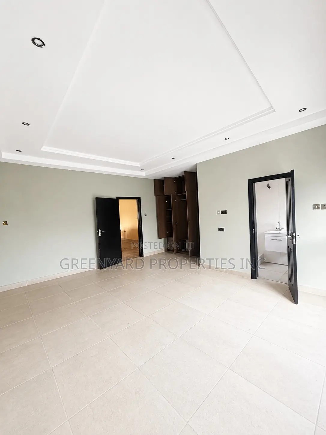 2bdrm Apartment in Com 17, Off Shell, Spintex for sale