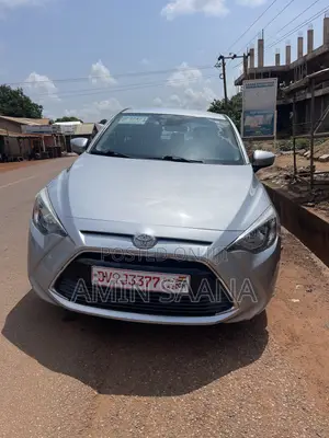 Toyota Yaris iA 1.5 FWD 2017 Silver