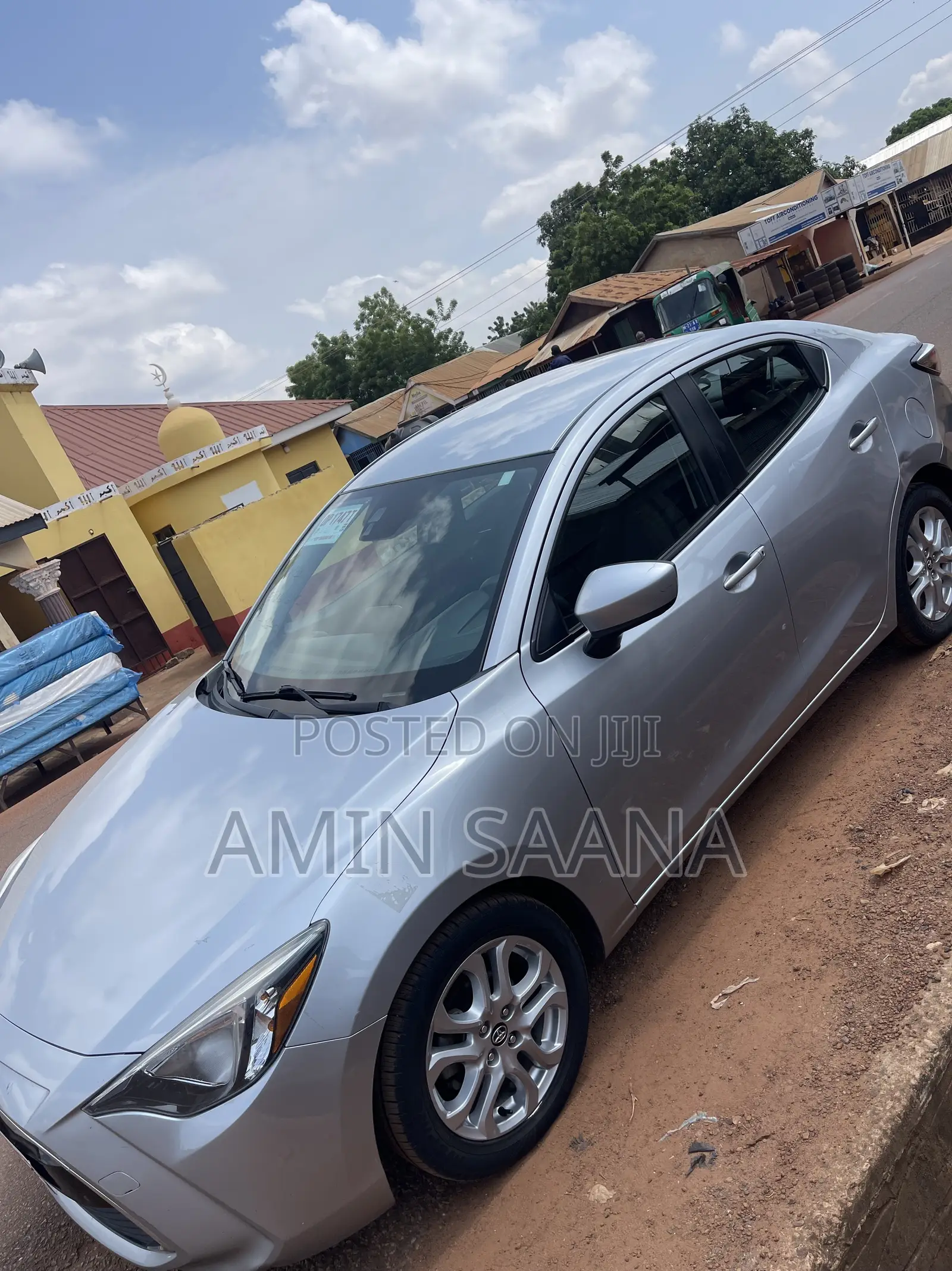 Toyota Yaris iA 1.5 FWD 2017 Silver